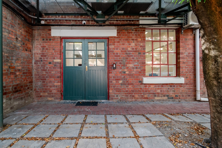 Commercial Property for Sale in De Waterkant Western Cape